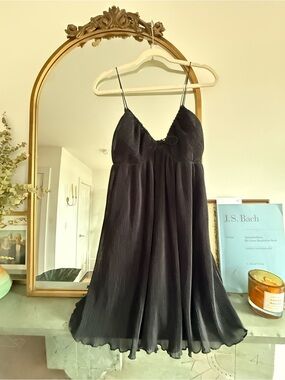 Black Pleated Spaghetti Strap mini Dress - SMALL
